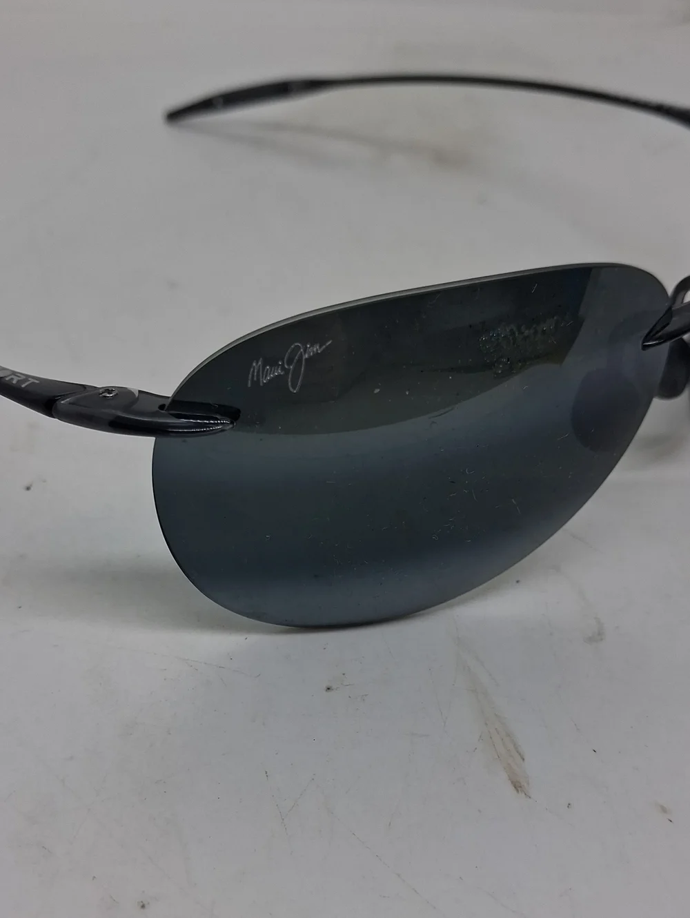 NWOT Mens Maui Jim MJ Sport MJ0421S  Black Sunglasses